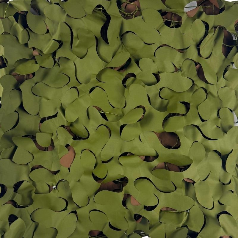 Red militar triangular de camuflaje
